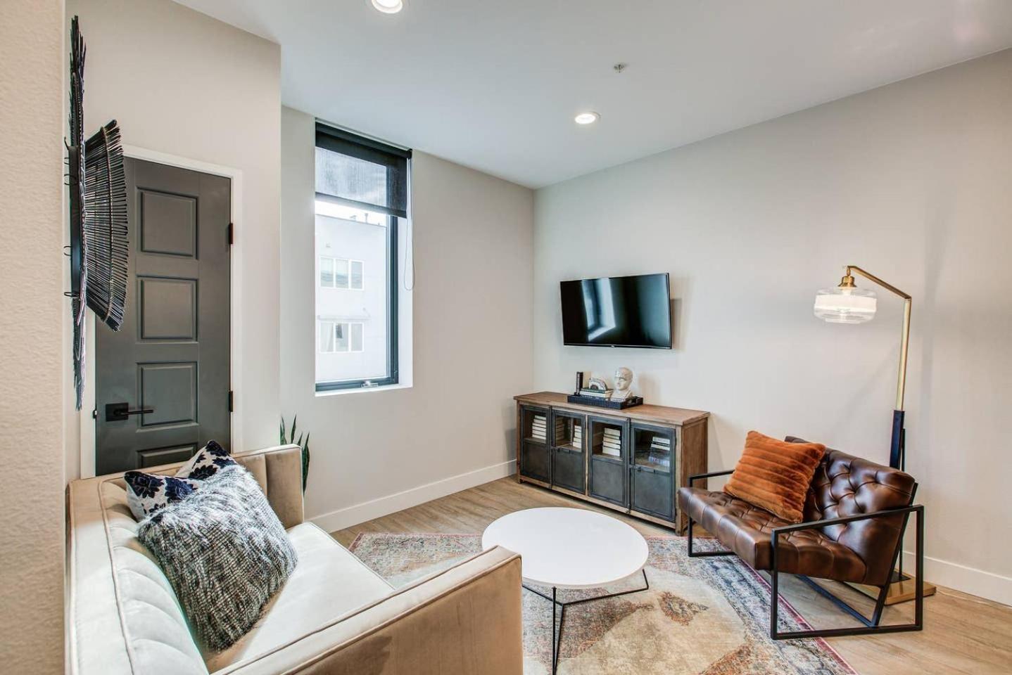 Utica 2 Bedroom 1 Bath With Full Kitchen Apartamento *